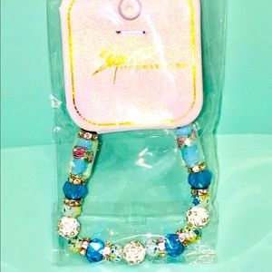 Beautiful bracelet 🦋